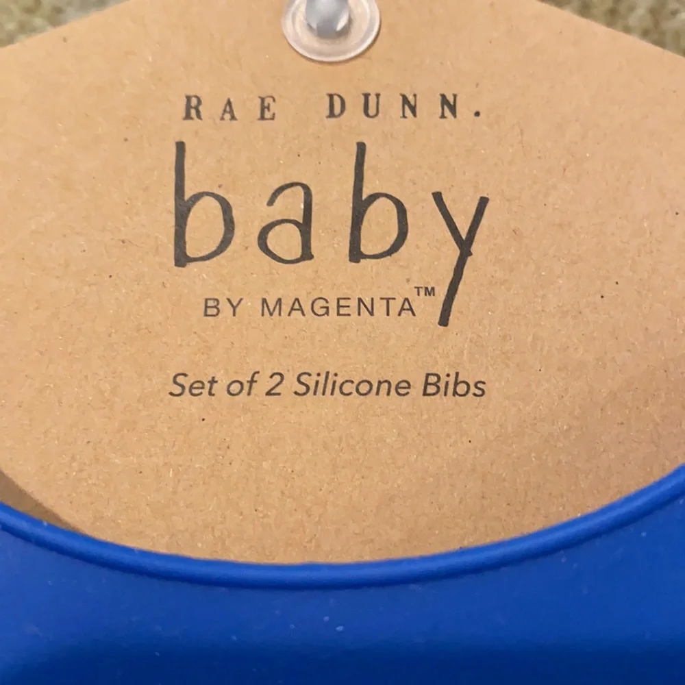 ~Rae Dunn~ “4th of July” Silicone Bib Set